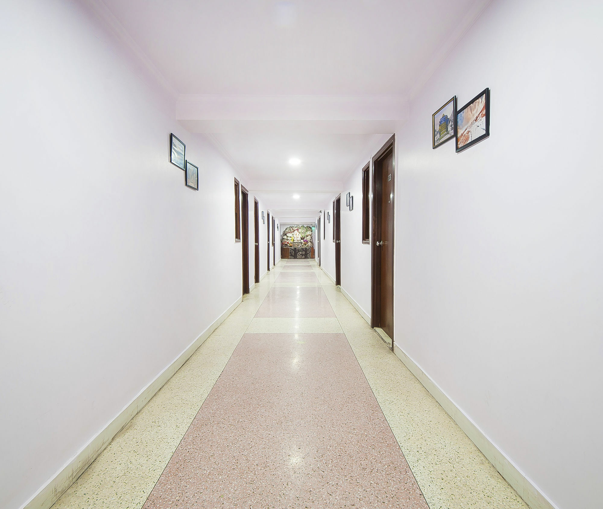 Hotel O Hotel Landmark Inn Delhi  Luaran gambar